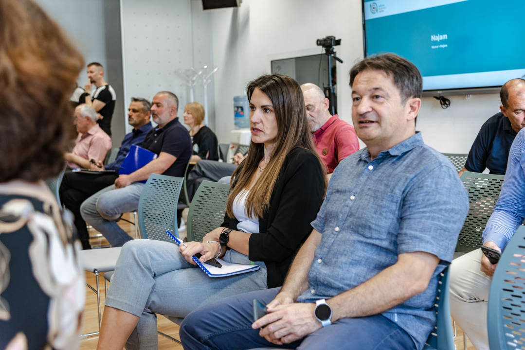 Tijat je i dalje glavna tema, a doznali smo i da će nova liječnica u Murteru biti Ukrajinka