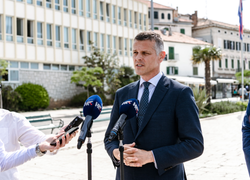 Fotografija 4 - AP dala podršku Flegi (IDS): 'Želimo li mijenjati što nam je u državi, moramo izabrati predstavnike koji su to voljni učiniti'