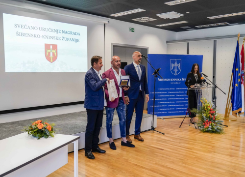 Na svečanoj sjednici Županijske skupštine među dobitnicima priznanja izbornik Tucak i Radio Ritam