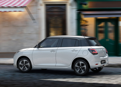 Fotografija 9 - Doznajemo: Evo kada u dalmatinske Suzuki salone stižu novi Swift i nova Vitara