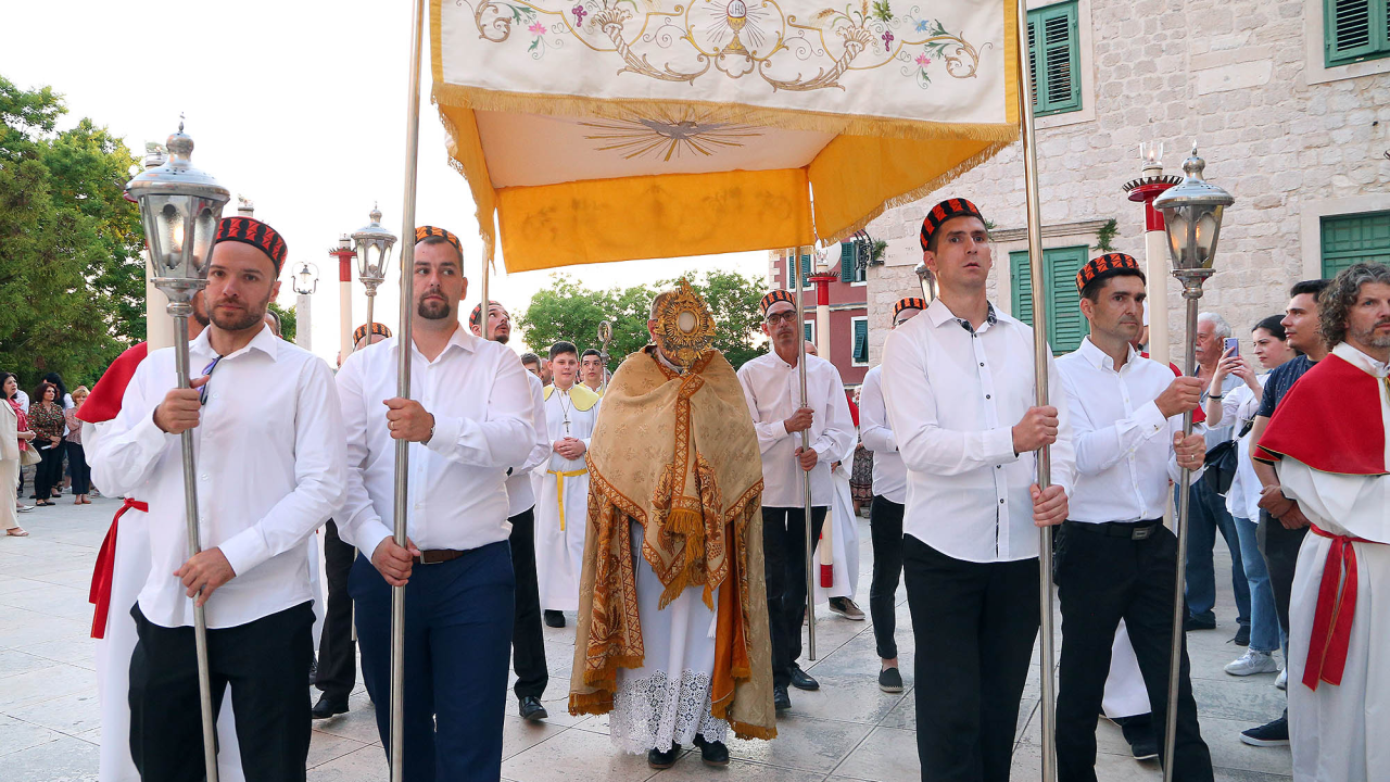 U četvrtak u povodu Tijelova misa i procesija kroz Šibenik