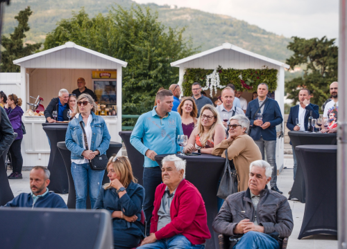 Otvoren Festival drniškog merlota