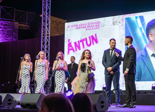 Fotografija 21 - Održan jubilarni gimnazijski 'Antun': 'Prije 20 godina dvoje mladih ljudi došlo je s idejom i ostalo je povijest'