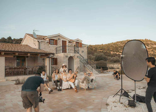 Fotografija 3 - BluVinil izbacio slatki ljetni hit na temu zvijeri i hidrogena, redatelj spota Dugandžić otkriva nam zašto su odlični