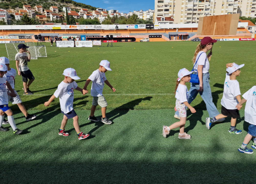 Fotografija 16 - Olimpijada dječjih vrtića na Šubićevcu okupila petstotinjak mališana