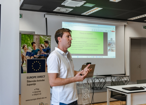 Fotografija 10 - U ABC-u radionica za mlade: 'Pripremite se za svoj prvi izlazak na europske izbore'