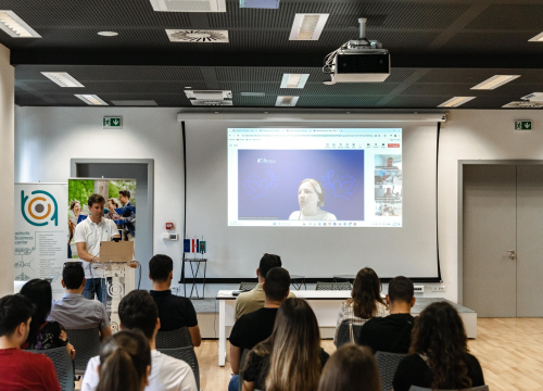 Fotografija 16 - U ABC-u radionica za mlade: 'Pripremite se za svoj prvi izlazak na europske izbore'