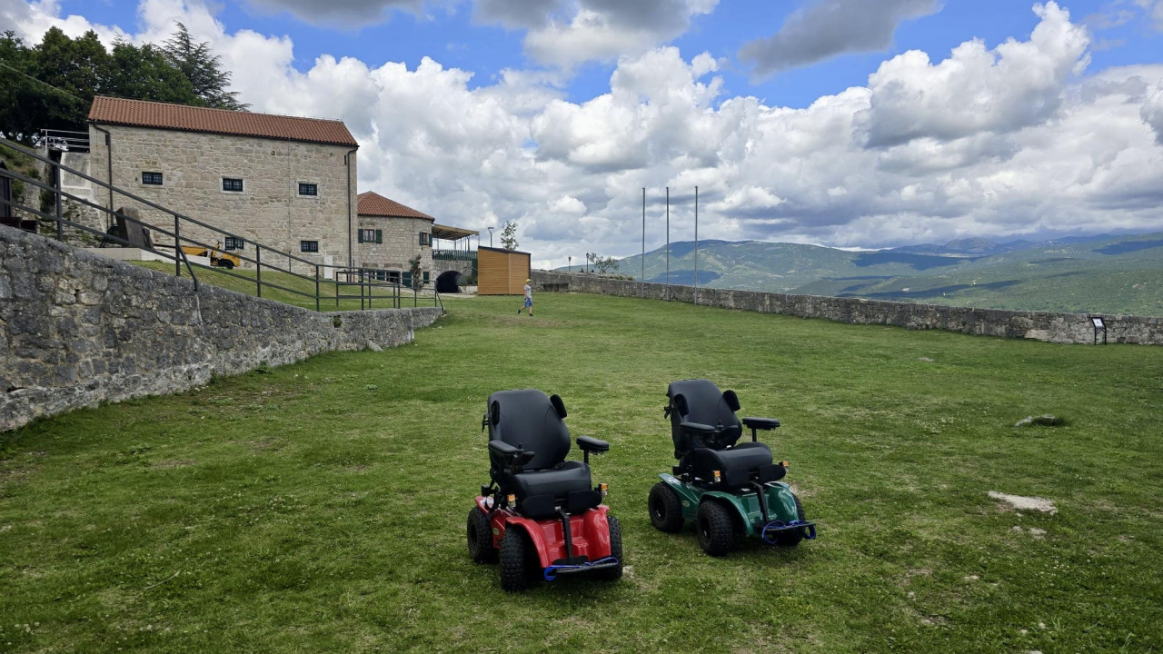 Osobe s invaliditetom odsad će bez problema moći obići Kninsku tvrđavu