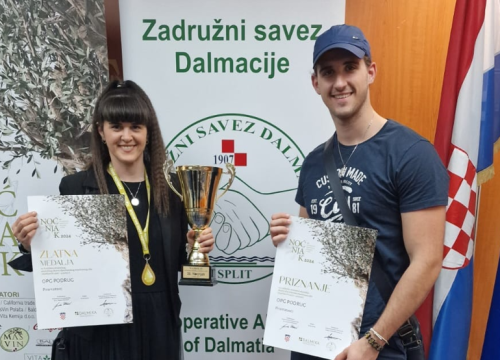 Obitelj Podrug prvo ulje napravila je 1886. godine, a danas osvajaju zlatne medalje od Vodica do New Yorka