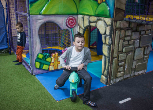 Fotografija 9 - Dalmare centar slavi 20. rođendan uz popuste, nagradne igre i nezaboravne događaje!