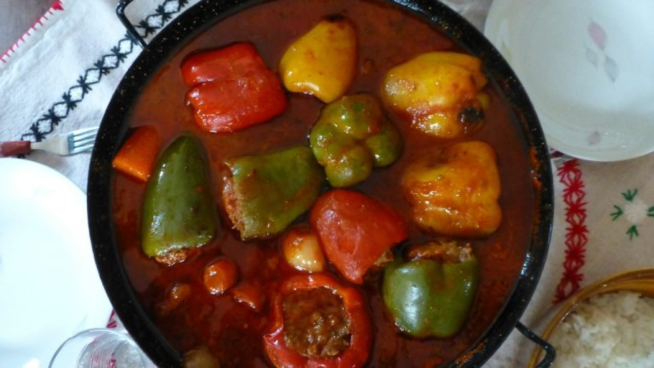 Mogu pokvariti okus: Česte greške pri pravljenju punjenih paprika