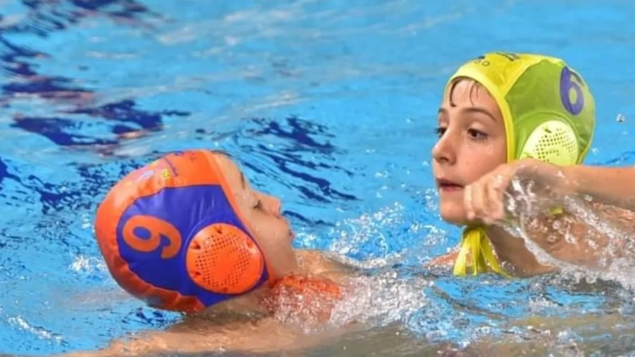 Šibenski vaterpolisti uspješni na startu jakog međunarodnog dječjeg turnira