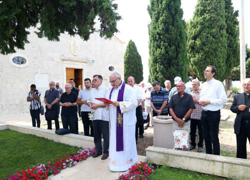 Fotografija 5 - Svećenici Šibenske biskupije okupili se u Primoštenu