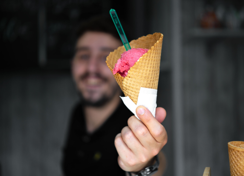 Kugla sladoleda za samo jedan euro u B059 na šibenskoj rivi!