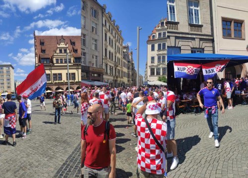 Fotografija 3 - Izjednačenje u posljednjim sekundama, Hrvatska samo teoretski može dalje