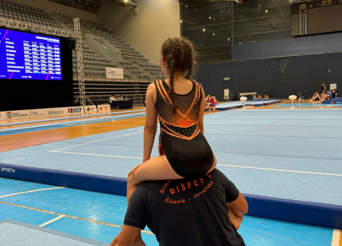 Fotografija 15 - Lucija Vlahov prvakinja Hrvatske u gimnastičkom višeboju, Roko Zorić i mlađe seniorke Dišpeta brončani