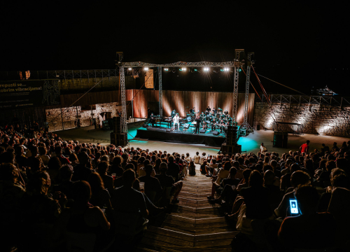 Fotografija 17 - Rambo Amadeus na sv. Mihovilu: Talent nije mortadela!