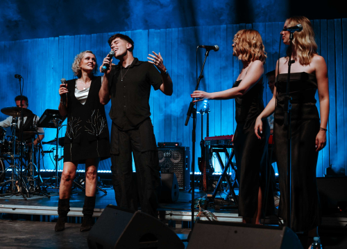 Fotografija 36 - Vanna na sv. Mihovilu otpjevala duet sa Sergejem, ali i s publikom