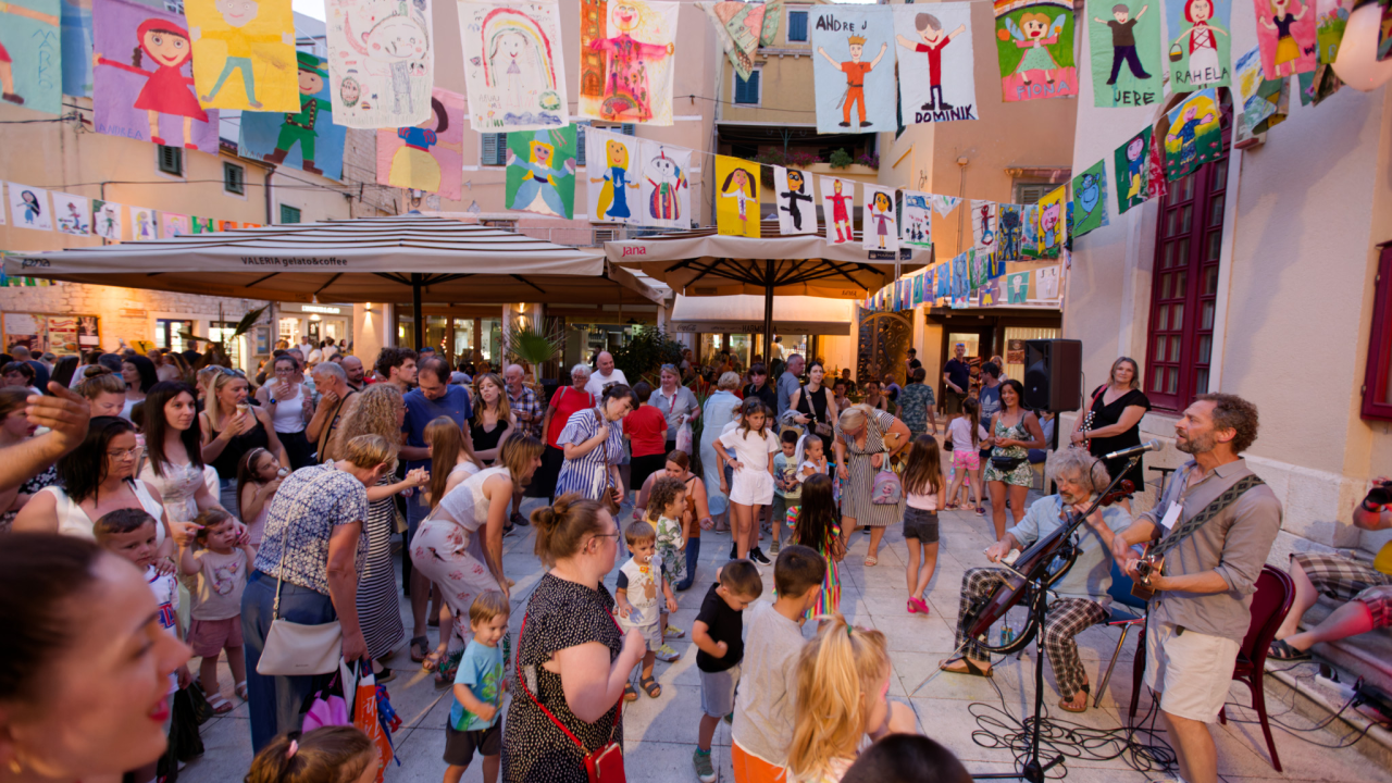 Petak na MDF-u: Knjige, cirkus i stari filmovi osvajaju Šibenik