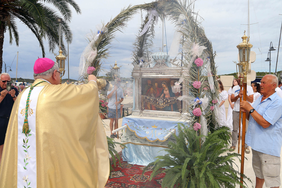 U Rogoznici proslavljena Gospa od kapelice