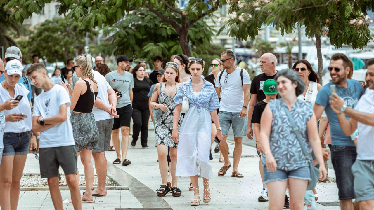 Čim padne žega turisti preplave šibenske kale, a novinari idu po reportažu. Tako smo i mi...
