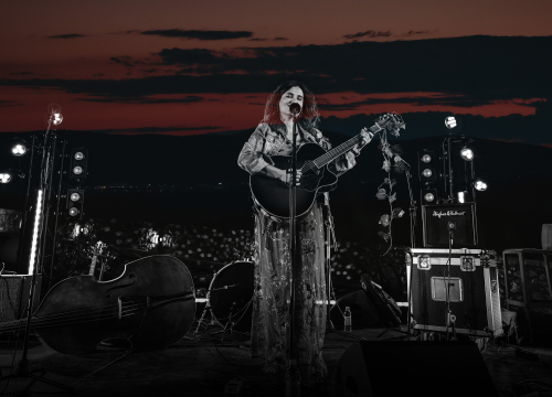 Fotografija 11 - Nina Romić na Baroneu Djevojkom iz mog kraja rastjerala buru