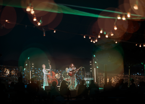 Fotografija 12 - Nina Romić na Baroneu Djevojkom iz mog kraja rastjerala buru