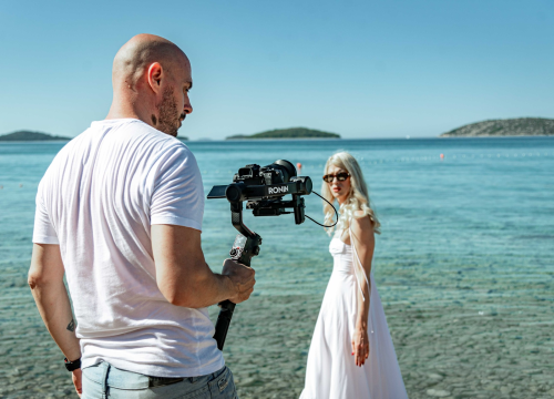 Fotografija 7 - Šibenska lipost i kripost u video spotu Mladena Grdovića Sveta zemlja Dalmatina