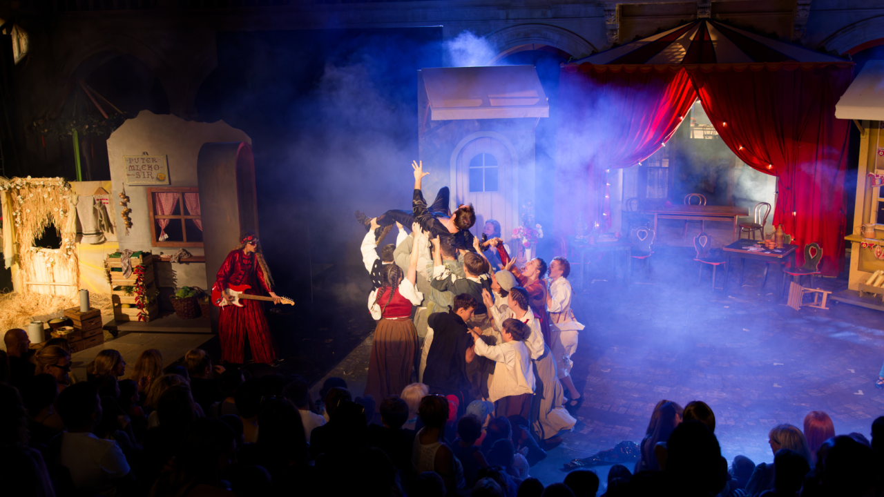 Utorak na MDF-u: Dan ispunjen pričama, cirkusom i kazalištem