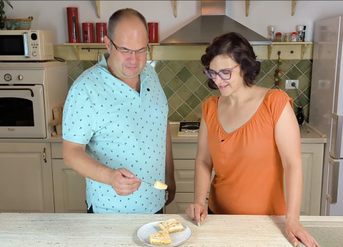 Obiteljska kužina by Ivo Kronja: Ljetni kolač našeg djetinjstva