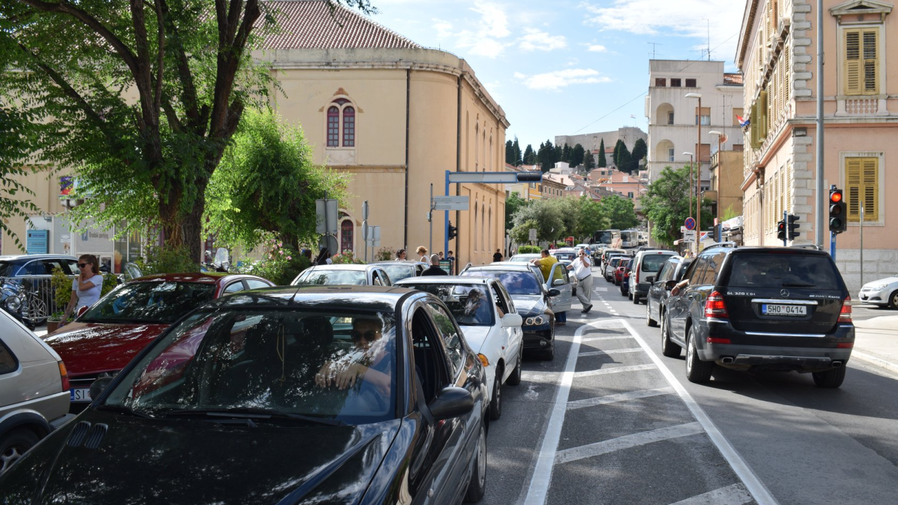 Trik za rashlađivanje automobila u minuti bez paljenja klime
