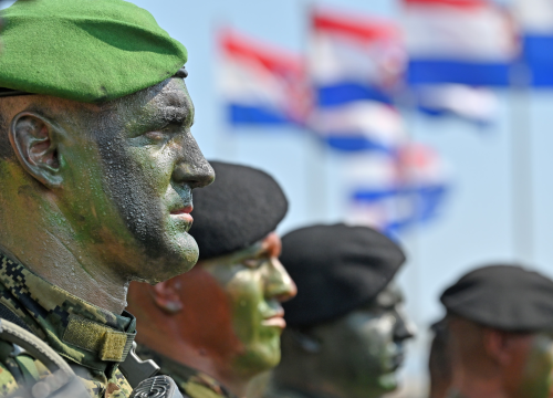 Fotografija 3 - Dolaskom na kninsku tvrđavu završena obuka hrvatskih vojnika: 'Podigli smo zastavu, srce je puno ponosa'