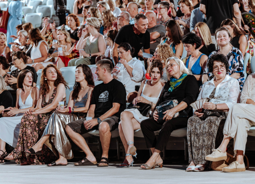 Fotografija 16 - Božo Vrećo nasmijao, rasplakao i rasplesao publiku na sv. Mihovilu