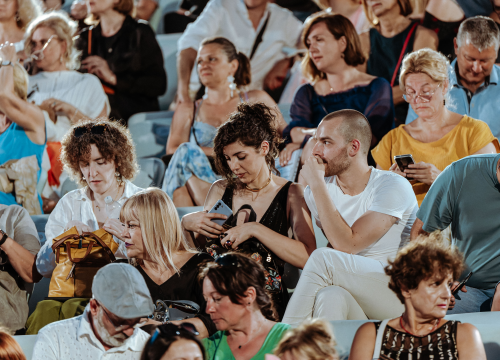 Fotografija 11 - Božo Vrećo nasmijao, rasplakao i rasplesao publiku na sv. Mihovilu