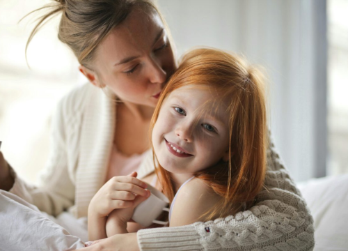 Ova mama svaki dana čita dnevnik svoje kćeri. Kad saznate razlog, oduševit ćete se