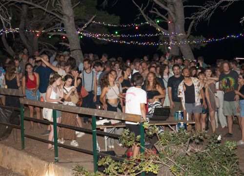 Fotografija 2 - Na Zlarinu su se, izgleda, fantastično svi zabavljali proteklih dana