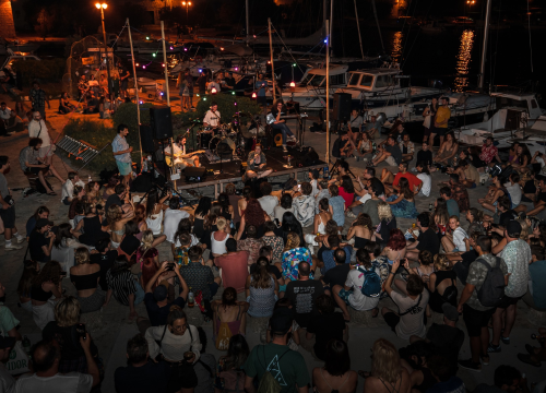 Na Zlarinu su se, izgleda, fantastično svi zabavljali proteklih dana