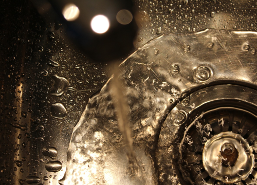 Vodoinstalateri upozoravaju: Ove četiri stvari nikada ne izlijevajte u odvod