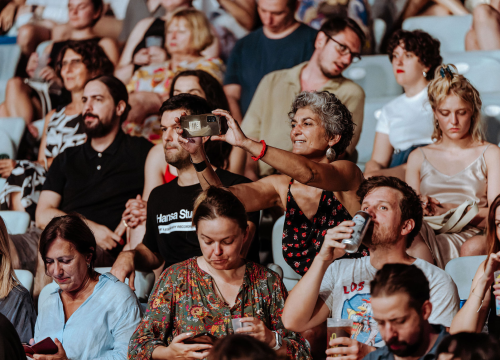 Fotografija 5 - Devendra Banhart na sv.Mihovilu rasplesao publiku već prvom pjesmom: 'Ovo mjesto je pravi dragulj'