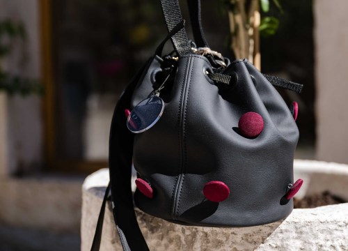 Fotografija 6 - U Galeriju Juraj Dalmatinac stigle unikatne torbe koje rade majka i kći iz srca Slavonije