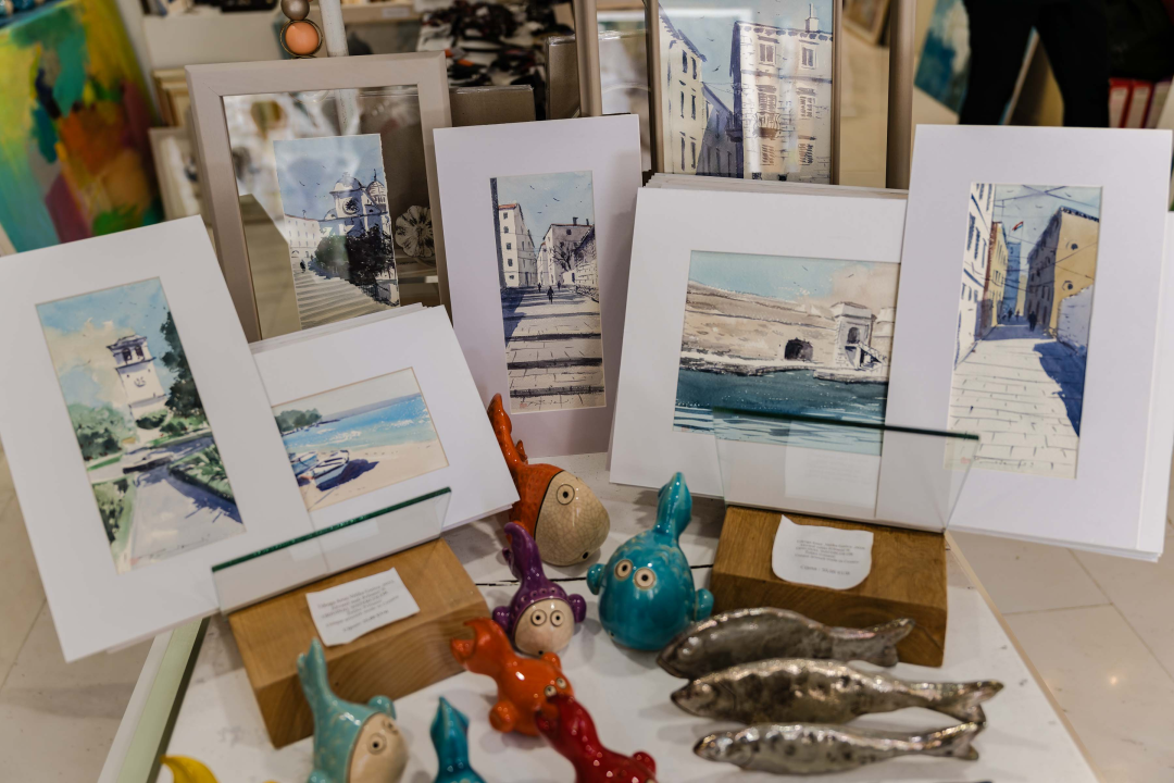 U Galeriju Juraj Dalmatinac stigle unikatne torbe koje rade majka i kći iz srca Slavonije