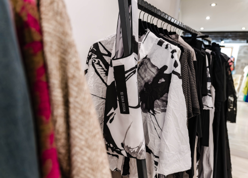 Fotografija 22 - U Galeriju Juraj Dalmatinac stigle unikatne torbe koje rade majka i kći iz srca Slavonije