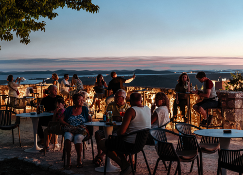 Fotografija 8 - Jazz s istarskim predznakom na tvrđavi Barone uz Robert Mikuljan Quintet