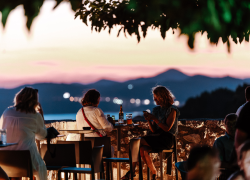 Fotografija 11 - Jazz s istarskim predznakom na tvrđavi Barone uz Robert Mikuljan Quintet