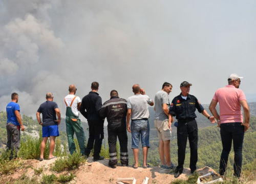 Fotografija 5 - Župan obišao požarište: 'Zatražit ćemo proglašenje velike nesreće'