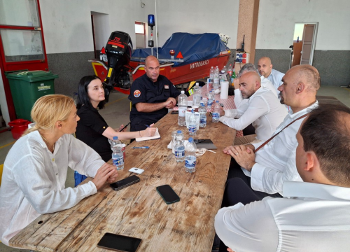 Fotografija 4 - Ministrica Marija Vučković obišla opožareno područje NP Krka i skradinskog zaleđa