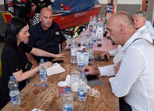 Fotografija 3 - Ministrica Marija Vučković obišla opožareno područje NP Krka i skradinskog zaleđa