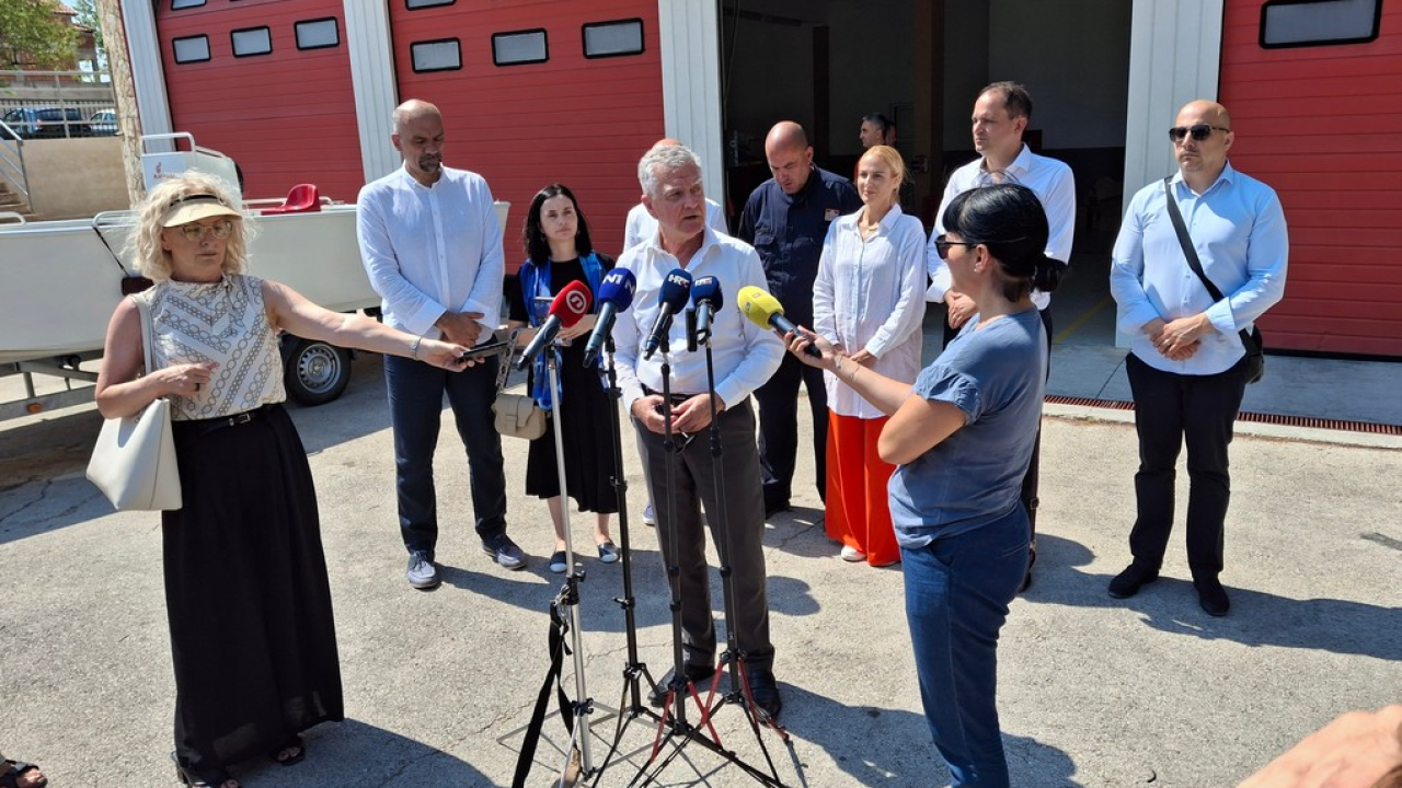 Ministrica Marija Vučković obišla opožareno područje NP Krka i skradinskog zaleđa