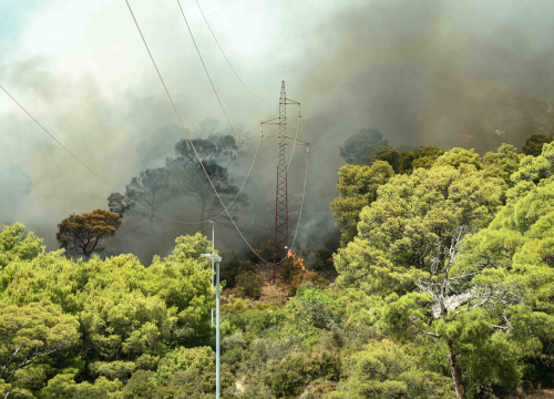 Fotografija 27 - Požar i dalje aktivan, no pod kontrolom je vatrogasaca: Izgorjela je površina od oko 3,5 hektara