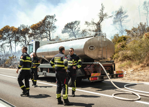 Fotografija 29 - Požar i dalje aktivan, no pod kontrolom je vatrogasaca: Izgorjela je površina od oko 3,5 hektara